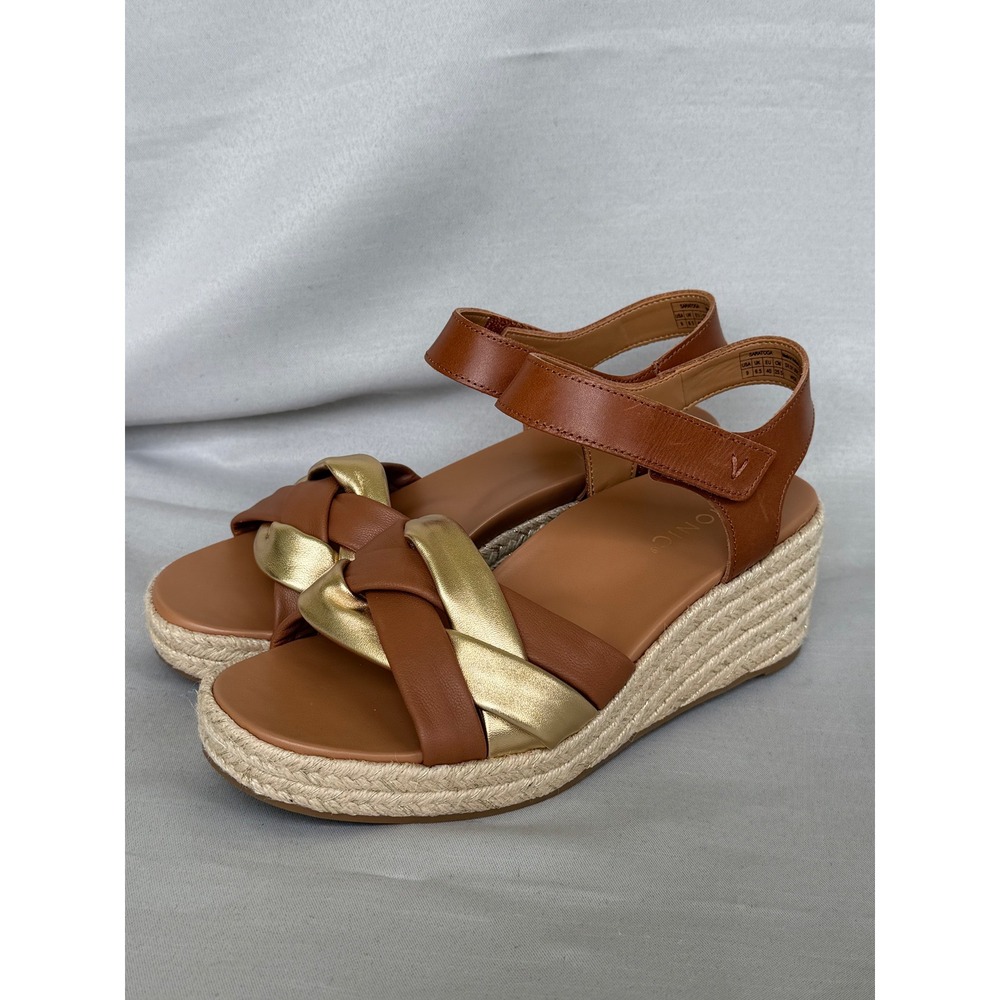 Vionic Women's 9W Saratoga Espadrille Wedge Sandal Tan Gold Leather Coastal